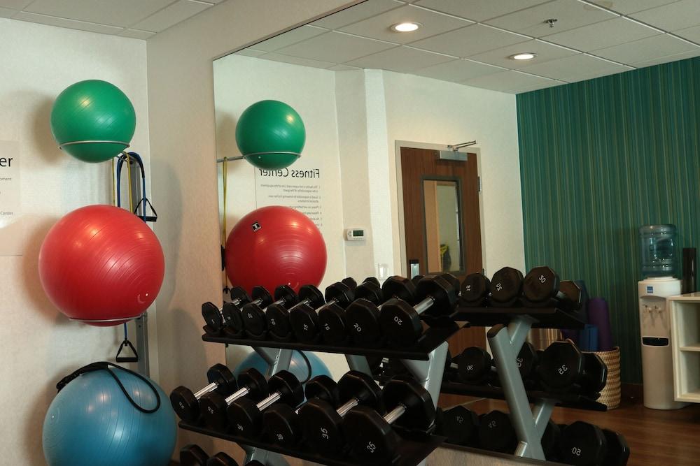 Holiday Inn Express & Suites Columbia-I-26 @ Harbison Blvd By Ihg Eksteriør billede