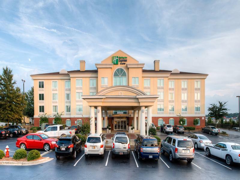 Holiday Inn Express & Suites Columbia-I-26 @ Harbison Blvd By Ihg Eksteriør billede