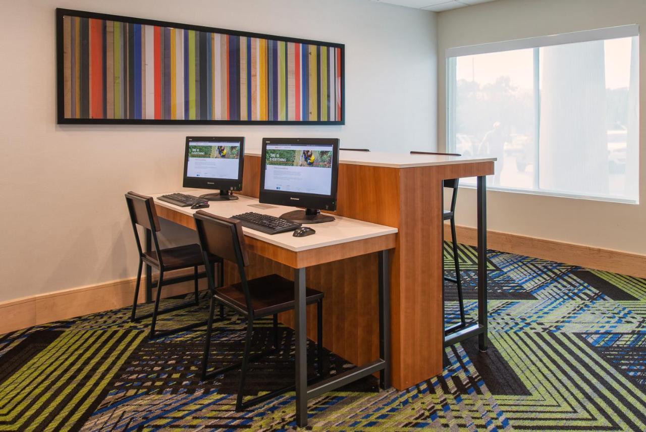 Holiday Inn Express & Suites Columbia-I-26 @ Harbison Blvd By Ihg Eksteriør billede